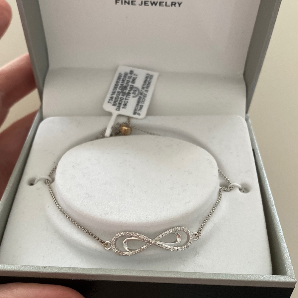 Silver infinity bracelet